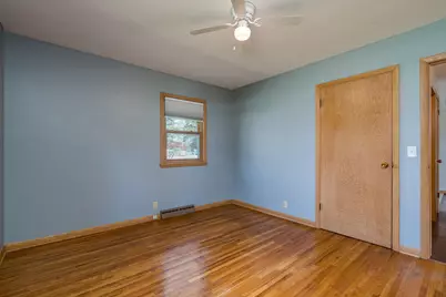 209 Hillcrest Way, Le Sueur, MN 56058 - Photo 13