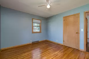 209 Hillcrest Way, Le Sueur, MN 56058 - Photo 13
