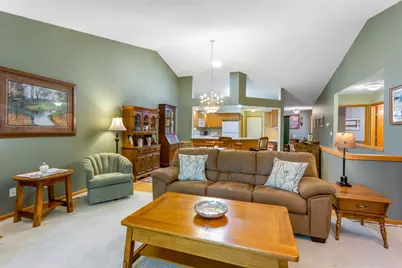 2645 Golf View Drive, River Falls, WI 54022 - Photo 7