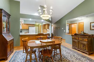 2645 Golf View Dr, River Falls, WI 54022 - Photo 11