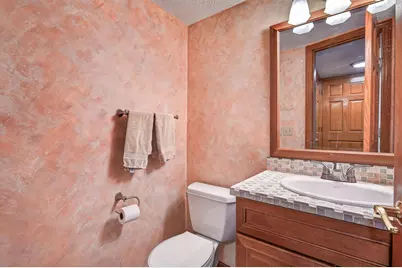 18661 Clear View Court, Minnetonka, MN 55345 - Photo 19