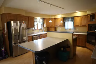 407 Siemers Court, Breckenridge, MN 56520 - Photo 3