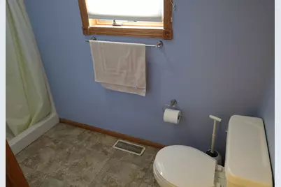 407 Siemers Court, Breckenridge, MN 56520 - Photo 15