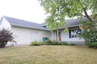 407 Siemers Court, Breckenridge, MN 56520 - Photo 1