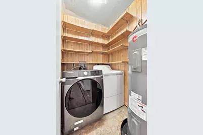 325 3rd Avenue W, Halstad, MN 56548 - Photo 21