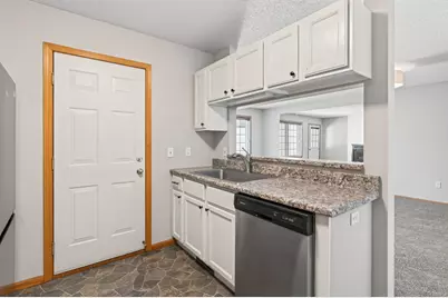 14756 Excelsior Lane #15, Apple Valley, MN 55124 - Photo 15