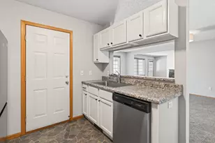 14756 Excelsior Ln, Apple Valley, MN 55124 - Photo 15