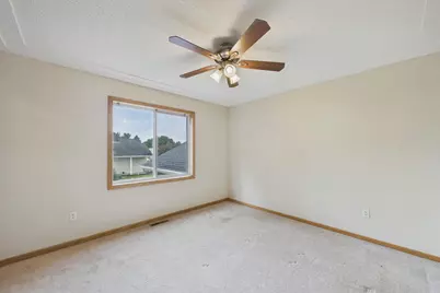 26245 Golden Avenue, Wyoming, MN 55092 - Photo 11