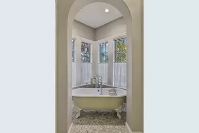 425 Carpenters Point, Wayzata, MN 55391 - Photo 55