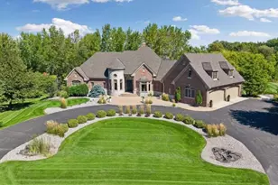 130 Bergamot Dr, Medina, MN 55340 - Photo 1