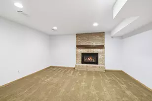 10133 Johnson Cir, Bloomington, MN 55437 - Photo 19