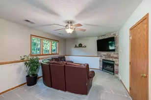 200 Mapleridge Dr, Mankato, MN 56001 - Photo 21