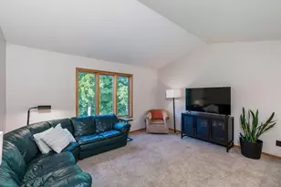 200 Mapleridge Dr, Mankato, MN 56001 - Photo 13