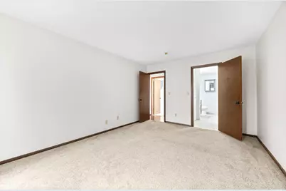 2800 Hillsboro Avenue N #214, New Hope, MN 55427 - Photo 17