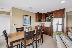 875 Lake St N, Wayzata, MN 55391 - Photo 31