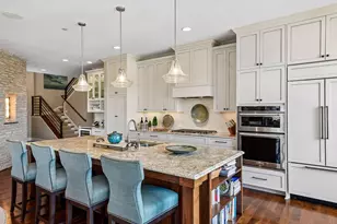 875 Lake St N, Wayzata, MN 55391 - Photo 7