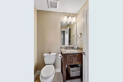 875 Lake Street N #401, Wayzata, MN 55391 - Photo 33
