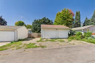 1317 N 5th St, Mankato, MN 56001 - Photo 13