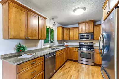 762 Elrene Court, Eagan, MN 55123 - Photo 5