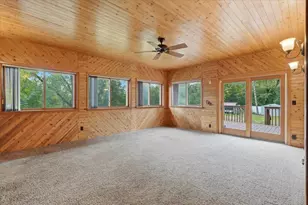 272 Glenmont Rd, River Falls, WI 54022 - Photo 11