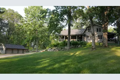 136 County Road E, Houlton, WI 54082 - Photo 9