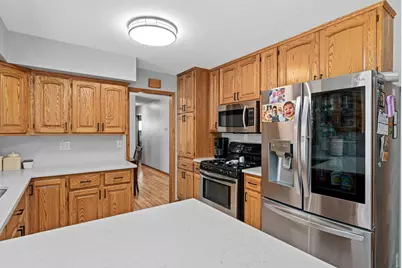 6810 Brookview Drive NE, Fridley, MN 55432 - Photo 11