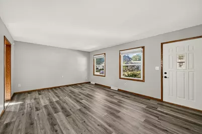 1604 9th Avenue SE, Rochester, MN 55904 - Photo 3