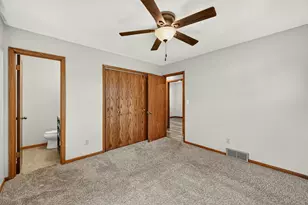 1604 9th Ave SE, Rochester, MN 55904 - Photo 11