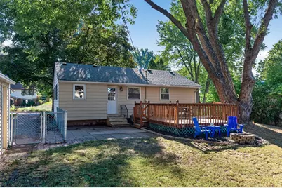 180 Grenadier Avenue N, Oakdale, MN 55128 - Photo 33