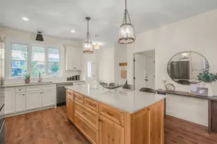 25360 Farmstead Ln, Wyoming, MN 55092 - Photo 17