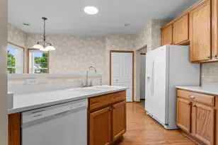 7447 Timber Crest Dr S, Cottage Grove, MN 55016 - Photo 13