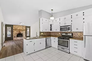 5885 Hidden Oaks Cir SE, Prior Lake, MN 55372 - Photo 1