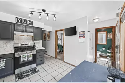 2505 Dupont Avenue N, Minneapolis, MN 55411 - Photo 9