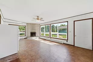 9473 Crestview Dr, Saint Joseph, MN 56374 - Photo 23