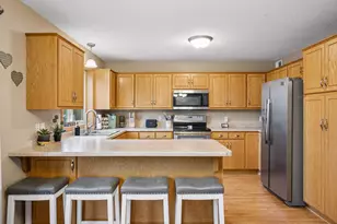 8676 Fairhill Ln, Monticello, MN 55362 - Photo 13