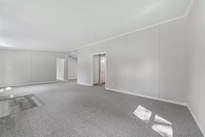104 Central Avenue S, Dodge Center, MN 55927 - Photo 5