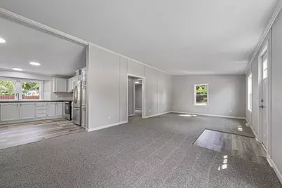 104 Central Avenue S, Dodge Center, MN 55927 - Photo 7