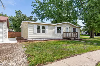 104 Central Avenue S, Dodge Center, MN 55927 - Photo 37