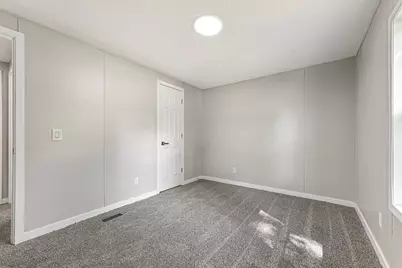 104 Central Avenue S, Dodge Center, MN 55927 - Photo 21