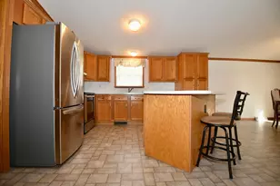 708 1st St E, Milaca, MN 56353 - Photo 15