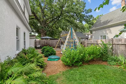 1830 Hewitt Avenue, Saint Paul, MN 55104 - Photo 5