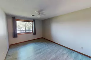 808 Lake Chapeau Dr, Albert Lea, MN 56007 - Photo 7