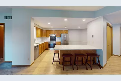 808 Lake Chapeau Drive #105, Albert Lea, MN 56007 - Photo 3