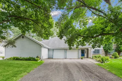 15275 Lesley Lane, Eden Prairie, MN 55346 - Photo 3