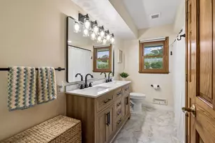2150 Aquila Ave N, Golden Valley, MN 55427 - Photo 25