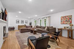 2150 Aquila Ave N, Golden Valley, MN 55427 - Photo 9