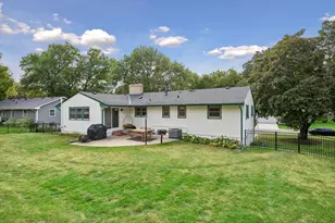 2150 Aquila Ave N, Golden Valley, MN 55427 - Photo 37