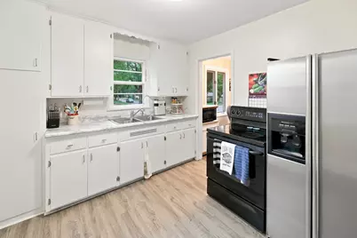 7545 Vincent Avenue S, Richfield, MN 55423 - Photo 11