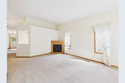 920 Evergreen Court, Vadnais Heights, MN 55127 - Photo 11