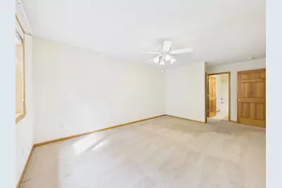 920 Evergreen Court, Vadnais Heights, MN 55127 - Photo 29